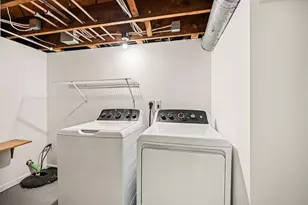 122 W Rathbone Ave, Columbus, OH 43214 - Photo 17