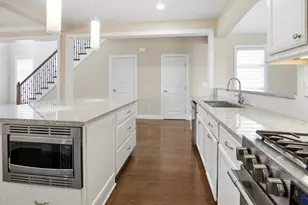 8057 Pleasant Dr, Dublin, OH 43016 - Photo 11