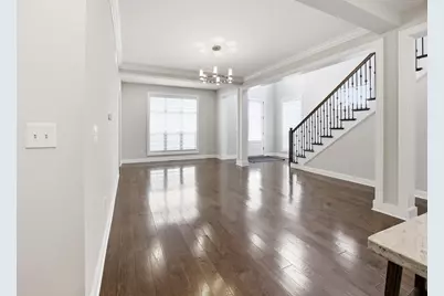 8057 Pleasant Drive, Dublin, OH 43016 - Photo 5