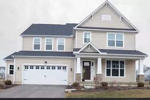 116 Maple Crst Dr, Lewis Center, OH 43035 - Photo 1