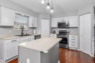 4040 Creekwood Dr, Lewis Center, OH 43035 - Photo 15