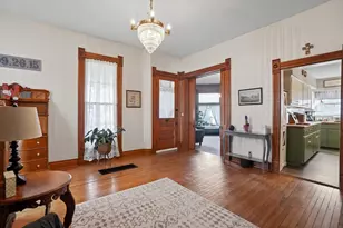 135 N Main St, Mechanicsburg, OH 43044 - Photo 5