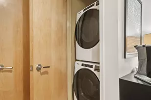 199 S 5th St, Columbus, OH 43215 - Photo 23