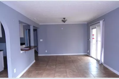 546 Emmit Avenue, Columbus, OH 43228 - Photo 7