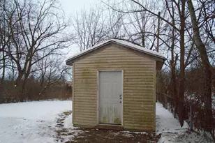 546 Emmit Ave, Columbus, OH 43228 - Photo 25