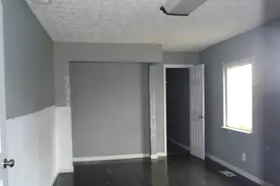 546 Emmit Ave, Columbus, OH 43228 - Photo 17