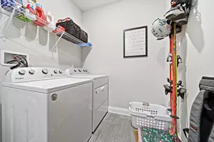 751 N 6th St, Columbus, OH 43215 - Photo 33