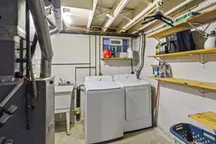 888 Annagladys Dr, Columbus, OH 43085 - Photo 17