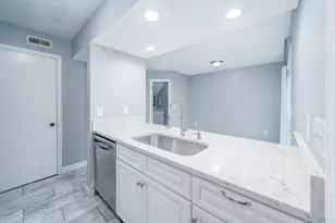 277 Cross Country Dr S, Westerville, OH 43081 - Photo 9