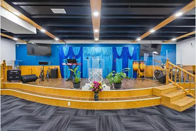 2060 Brentnell Avenue, Columbus, OH 43219 - Photo 3