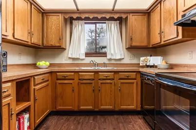 3167 Griggsview Court, Columbus, OH 43221 - Photo 9