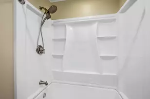 109 E Arcadia Ave, Columbus, OH 43202 - Photo 11