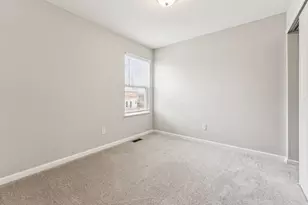 461 S 22nd St, Columbus, OH 43205 - Photo 23