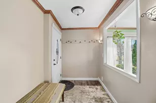 300 Dunbarton Rd, Columbus, OH 43230 - Photo 3