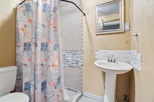 300 Dunbarton Rd, Columbus, OH 43230 - Photo 25