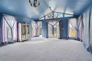 300 Dunbarton Rd, Columbus, OH 43230 - Photo 11