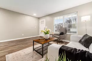 1180 Deansway Dr, Pataskala, OH 43062 - Photo 9