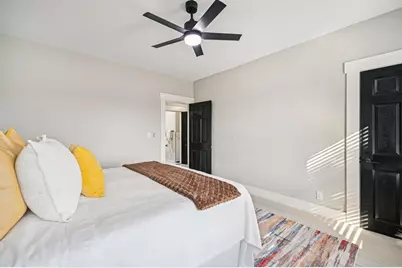 6 E Blake Avenue, Columbus, OH 43202 - Photo 15