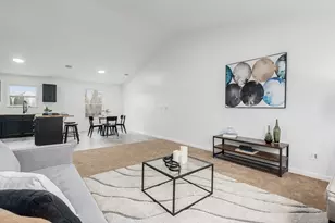 1834 St Lawrence Dr, Columbus, OH 43223 - Photo 9