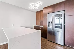 1000 Urlin Ave Ave, Columbus, OH 43212 - Photo 17