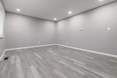 757 Ivorton Road S, Columbus, OH 43207 - Photo 11