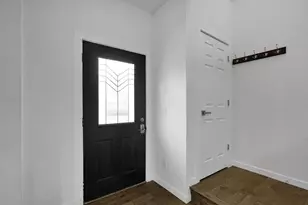 5910 Bucksburn Dr, Galloway, OH 43119 - Photo 7