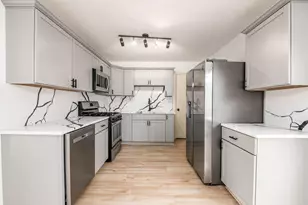 2350 Edenburgh Dr S, Columbus, OH 43219 - Photo 13