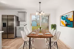 2350 Edenburgh Dr S, Columbus, OH 43219 - Photo 9