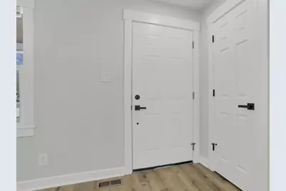 20595 Happy Hollow Road, Laurelville, OH 43135 - Photo 19