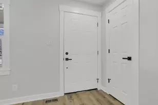 20595 Happy Hollow Rd, Laurelville, OH 43135 - Photo 19