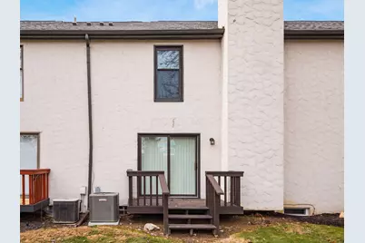 6751 Willow Grove Place E, Dublin, OH 43017 - Photo 3