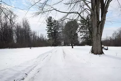 6828 Bevelhymer Road, New Albany, OH 43054 - Photo 13