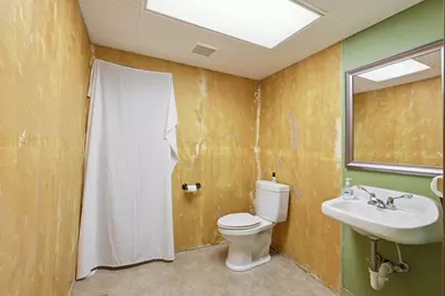 219 S Sandusky Avenue, Bucyrus, OH 44820 - Photo 15