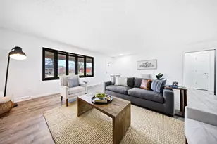 103 Valleyview Dr, Mount Sterling, OH 43143 - Photo 11