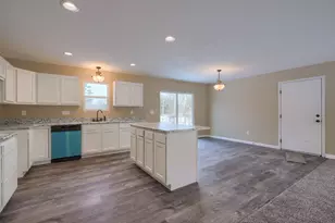 311 Elm St, New Straitsville, OH 43766 - Photo 17