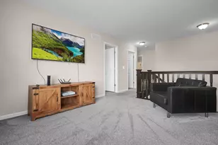 215 Mannaseh Dr W, Granville, OH 43023 - Photo 17