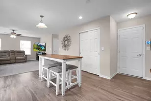 215 Mannaseh Dr W, Granville, OH 43023 - Photo 11