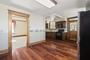 321 S Pickaway St, Circleville, OH 43113 - Photo 17