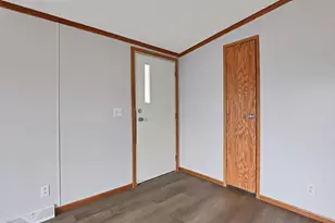 1100 Thornwood Dr SW, Heath, OH 43056 - Photo 7