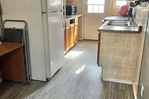 416 Stella Ave, Circleville, OH 43113 - Photo 9