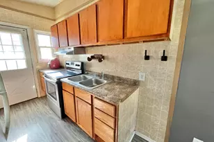 416 Stella Ave, Circleville, OH 43113 - Photo 7