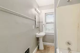 2082 N 4th St, Columbus, OH 43201 - Photo 33