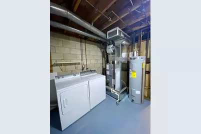 1046 Merrimar Circle N #I, Columbus, OH 43220 - Photo 23