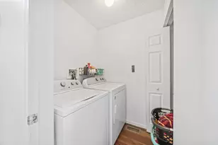 1335 Hafton Woods Dr, Columbus, OH 43204 - Photo 11