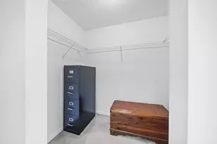 1335 Hafton Woods Dr, Columbus, OH 43204 - Photo 19