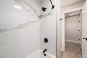 635 Pebble Pl, Delaware, OH 43015 - Photo 11