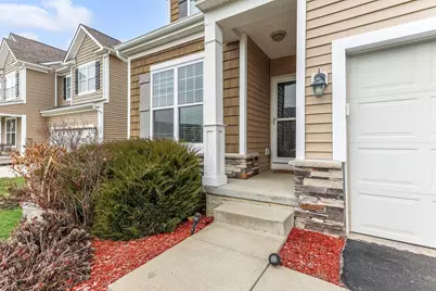 8640 Melton Fields Drive, Blacklick, OH 43004 - Photo 5