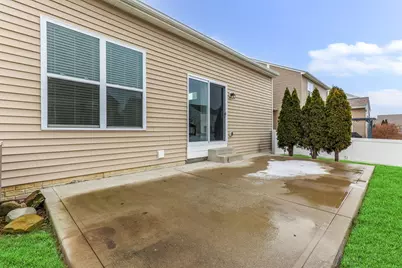 8640 Melton Fields Drive, Blacklick, OH 43004 - Photo 35