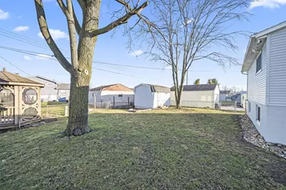 668 London Road, West Jefferson, OH 43162 - Photo 43