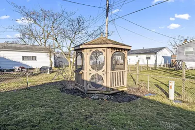 668 London Road, West Jefferson, OH 43162 - Photo 47